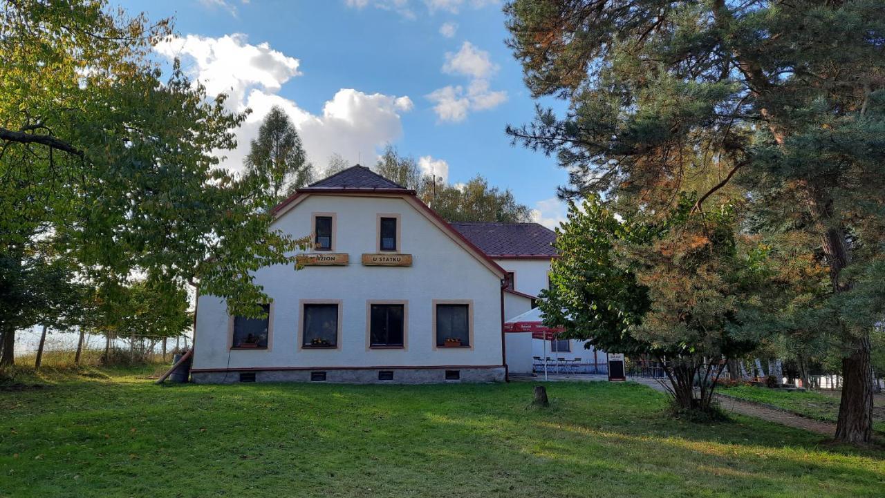 Penzion U Statku Lodherov Exteriér fotografie