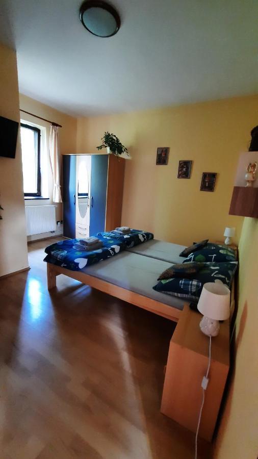 Penzion U Statku Lodherov Exteriér fotografie